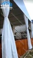 Cassette VIP pour aire de jeux extérieure 30X45m Plancher en bois pour tente de fête d'événement tente de mariage tente d'église