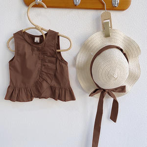 Setelan Fashion 3 Potong untuk Anak Perempuan Musim Panas 2025: Atasan Tanpa Lengan Model Boneka + Celana Kulot + Topi - Product Image 2