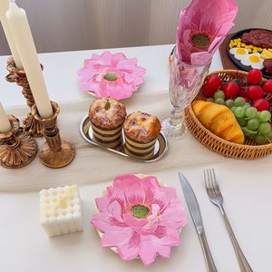 Lotus Flower Printed Paper Napkins 330mmx330mm For Wedding Home Party Use Disposable Serviettes - Product Image 4