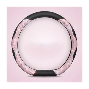 Cubierta para volante de coche con personalidad, conjunto universal con incrustaciones de diamantes para las cuatro estaciones, accesorios interiores encantadores para mujer - Product Image 1