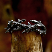 Yunnique Bague Couronne Épineuse Gothique en Acier Inoxydable 316 Unisexe Homme, Gravure Intricatale Argent Vieilli, Style Rebel Punk Motard