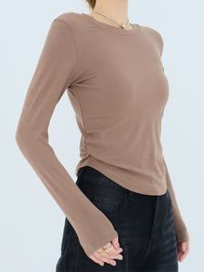 Top de mezcla modal de textura arrugada de manga larga con cuello redondo de tacto de seda, blusa minimalista de oficina a cena con aberturas laterales - Product Image 6