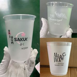 Vaso Desechable Transparente de 10oz para Bebidas Frías, Color Negro, con Logotipo Impreso, para Fiestas y Eventos, 8oz 500ml, con Tapa de Domo, Servilleta y Monograma - Product Image 2