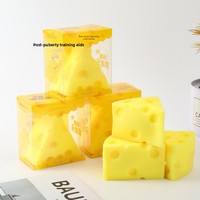 Jouet anti-stress unisexe en plastique souple en forme de fromage triangulaire, simulation alimentaire, mignon, pour le bureau, vente en gros