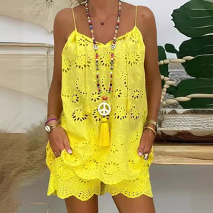 ชุดแฟชั่นเสื้อแขนกุดแต่งระบายผูกเชือกและกางเกงขาสั้นปักลายสำหรับผู้หญิง 2 ชิ้น - Product Image 6