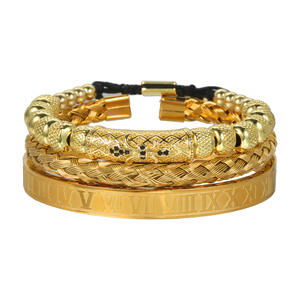 2022ชุดสร้อยข้อมือสแตนเลสสตีลสุดหรูสำหรับทุกเพศชุด<span class=keywords><strong>ลูกปัด</strong></span>คริสตัลแบบเรียงซ้อนมงกุฎบอลรูปหัวกะโหลกสีทองเครื่องประดับแฟชั่นสำหรับผู้ชาย - Product Image 3