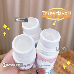 โรลออนระงับกลิ่นกายแบบแท่ง สูตรธรรมชาติ สำหรับผู้หญิง ให้ความหอมยาวนาน - Product Image 4