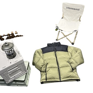 เสื้อแจ็คเก็ตผู้ชายแบบลำลองสไตล์อเมริกันพรีเมียมปี 2026 ผ้าทอสำหรับฤดูหนาว แบบควิลท์ ทรงโอเวอร์ไซส์ พร้อมฮู้ดลายตัวอักษร - Product Image 5