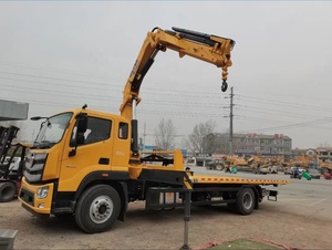 Camión de Remolque FOTON de 4 y 5 Toneladas con Plataforma Plana y Grúa Plegable - Product Image 3