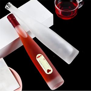 Botella de Vidrio Transparente Esmerilada Vacía de 330, 375 y 500 ml para Vino, Licores, Vodka, Whisky, Ginebra y Jugos con Tapones - Product Image 4