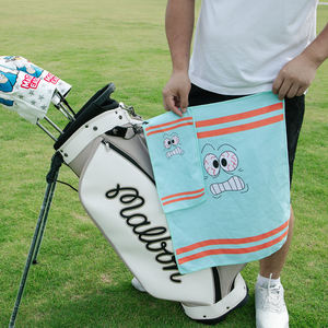 Serviettes de golf en microfibre à succès, lot de 2, motif gaufré, imprimées, avec clip - Product Image 4