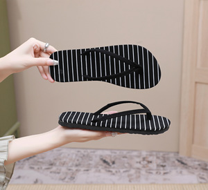 Sandali Donna con Tacco Quadrato, Scarpe Estive Moda Donna, Ciabatte con Cut-out e Punta Aperta, Sandali Slip-on per Mamme, Infradito e Ciabatte Femminili - Product Image 6