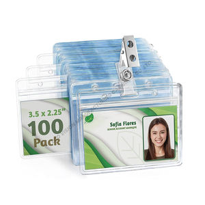 Porte-badge horizontal de haute qualité et durable de 3.5x2.25 pouces, badges nominatifs en plastique personnalisés, étanches à l'eau et à un prix raisonnable - Product Image 2