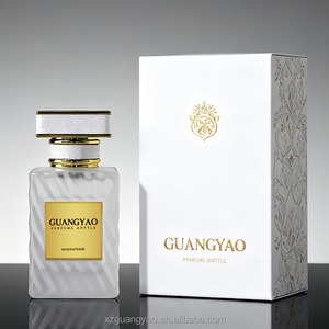 Clásicos: Botella de Perfume de Vidrio Esmerilado con Diseño de Ranuras de 50 ml, Botella de Perfume Vacía con Atomizador, Botella de Perfume de Vidrio de Alta Calidad - Product Image 4