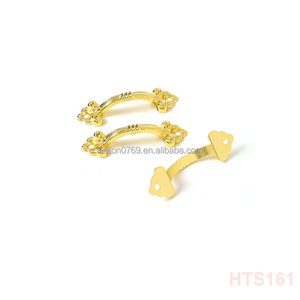 Accessoires pour boîtes en stock, poignée de boîte en métal doré de petite taille en alliage de zinc 47 x 14 mm - Product Image 2