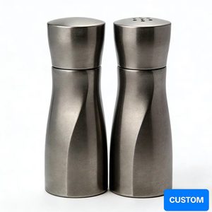 Bouteille à épices en cuivre et laiton brossé PVD, texture martelée personnalisée, polie, salière et poivrière en acier inoxydable - Product Image 3