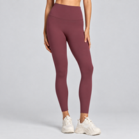 Leggings de sport sans couture à taille haute : Leggings couleur crème, doux pour la peau, qui flatterent la silhouette et rehaussent les fesses