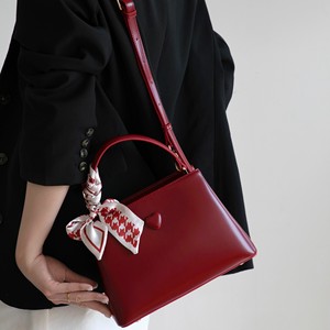 Sac de Mariage Rouge pour Femme, Nouveau Sac Seau Carré Rétro Tendance Grande Capacité Portable avec Fermeture Éclair, Sac Panier à Légumes 40 - Product Image 5