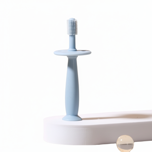 Spazzolino Manuale e Massaggiagengive per Neonati, Nuovo Design, Pulizia a 360 Gradi, Silicone Alimentare con Setole Morbide e Ventosa - Product Image 1