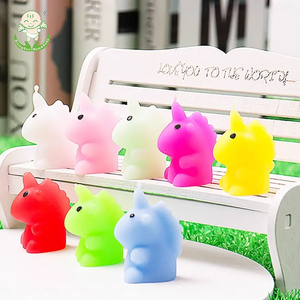 Juguete Blandito de Unicornio, Suave y Antiestrés, Juguete Sensorial con Forma de Animal Adorable para Aliviar la Ansiedad - Product Image 4