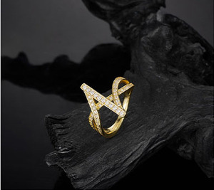 Anillo Abierto Ajustable de Lujo Ligero para Mujer, Diseño de Celebridad de Internet 2026, Plata de Ley S925 con Moissanita Geométrica Entrelazada - Product Image 2