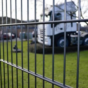 Valla <span class=keywords><strong>de</strong></span> cárcel Parrillas <span class=keywords><strong>de</strong></span> <span class=keywords><strong>alambre</strong></span> galvanizado <span class=keywords><strong>de</strong></span> acero Valla <span class=keywords><strong>de</strong></span> prisión <span class=keywords><strong>de</strong></span> malla cuadrada <span class=keywords><strong>de</strong></span> acero con <span class=keywords><strong>alambre</strong></span> <span class=keywords><strong>de</strong></span> púas - Product Image 6