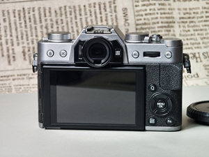 กล้องมิเรอร์เลส Fujifilm X-T10 มือสอง ขนาดกะทัดรัด 16.3MP สำหรับถ่ายภาพสตรีท - Product Image 2