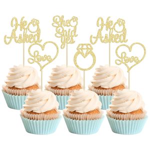 He Asked She Said Yes Décorations de gâteau en forme de cœur avec anneau de diamant et paillettes dorées pour mariage, fiançailles, fête, décoration de gâteau - Product Image 1