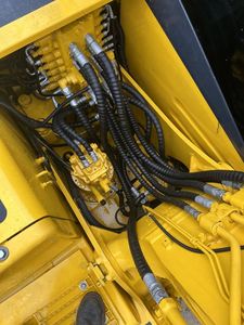 Excavadora Hidráulica Komatsu PC130 de 13 Toneladas con Cucharón de Excavación de 0.53m³ de Capacidad, Equipo de Construcción Usado - Product Image 5
