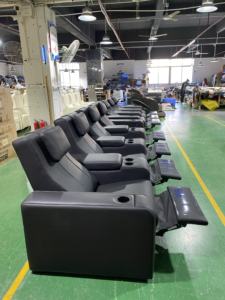 VIP高級ファーストクラスデザインブラックレザーリクライニングシネマソファ4人用シアター家具ヴィラメディアシアター映画席 - Product Image 5