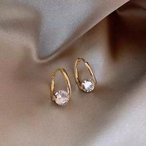 Nouvelles boucles d'oreilles créoles géométriques mignonnes en micro-zirconium et acier inoxydable, style coréen, pour femme, idéales pour les fêtes - Product Image 2