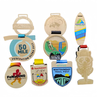 Médaille de course en bois souvenir de sublimation en bois en gros pour le Pérou médailles en bois d'essai de montagne avec ruban imprimé personnalisé