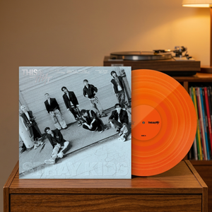 มินิอัลบั้มของวง Stray Kids รุ่น THIS (LP VER.) JYPK2280 โปสเตอร์รูปภาพวงดนตรีเคป๊อปเกาหลีอย่างเป็นทางการ ของที่ระลึกสำหรับแฟนคลับไอดอลบอยกรุ๊ป ทุกวัย - Product Image 5
