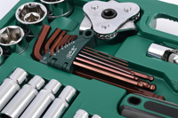 Nouveau design jeu de clés à cliquet pour mécanicien prix de gros outils à main réparation à domicile personnalisé OEM support boîtier en plastique sac