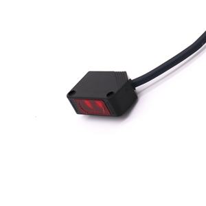 DINGGAN Diffuse reflection Square PNP photoelectric sensor for outdoor Passengers pass detection - Product Image 1