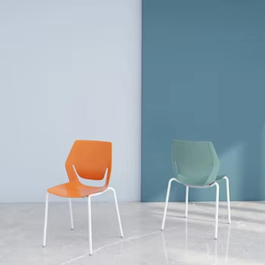 Silla de Conferencia Ergonómica Moderna de Plástico, Apilable, Resistente, con Respaldo Hueco, Ecológica y Cómoda, para Oficinas, Aulas y Escuelas - Product Image 4