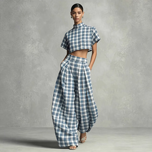 Nouvel ensemble deux pièces populaire pour femmes européennes et américaines : haut court sans col à carreaux bleus et blancs et <span class=keywords><strong>pantalon</strong></span> large - Product Image 5