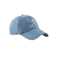 Gorra de béisbol de 6 paneles con lazo rosa, bordada, estilo dulce y linda para mujer, popular en internet, con efecto adelgazante para el rostro, ajustable, de ala ancha, ideal para el verano.