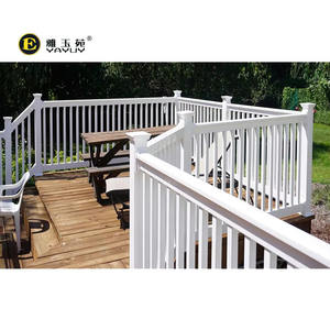 Rampe de terrasse en <span class=keywords><strong>vinyle</strong></span> durable résistant aux UV Vente de gros - Product Image 1