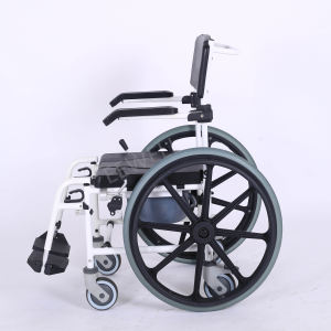 アルミ製コンモード車椅子3312,軽量取り外し可能キャスター付き - Product Image 4
