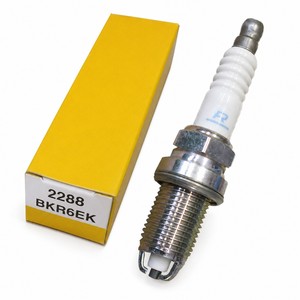 Bujía Bujia de alta calidad BKR6EK 2288 para Daewoo Leganza Nubira Suzuki Forenza Chevrolet Optra 2.0l 2.2l 3.6l - Product Image 1