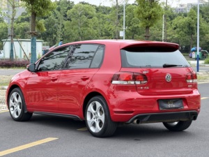 Audi <span class=keywords><strong>Golf</strong></span> GTI <span class=keywords><strong>2011</strong></span> 2.0TSI Turbo Berlina Automatica Benzina Sedili in Pelle R17 Economica Usata Rossa per Esportazione - Product Image 3
