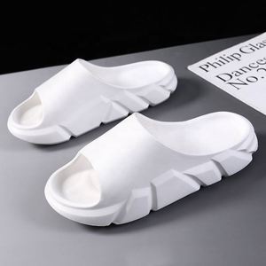 Sandalias Personalizadas con Plataforma Gruesa, Sandalias de Playa de Verano para Interiores, Pantuflas con Logotipo Personalizado, Sandalias Suaves de Eva, Pantuflas Personalizadas para Hombre - Product Image 3