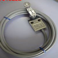 En stock Nouveau interrupteur de fin de course D4C-2332 2233 2250 2350 2433 Fiable Vendeur d'or Garantie d'un an