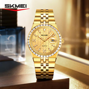 Montre-bracelet carrée à quartz en acier inoxydable de luxe pour homme, étanche, lumineuse, avec affichage de la date, personnalisable avec logo OEM - Product Image 4