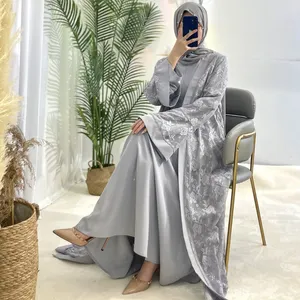 2024 Elegant Xxl Muslim Robe Dress Fashionable Islamic Hijab Caftan Arabic Ethnic Turkey Dresses Wholesale Set