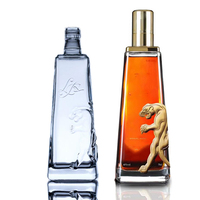 Bouteille en verre carrée personnalisée pour spiritueux 70cl avec bouchons dorés