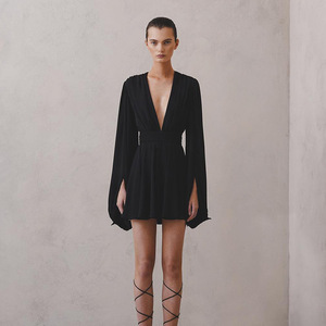 Boutique all'ingrosso 2024 primavera nuove <span class=keywords><strong>maniche</strong></span> francesi a vita alta con scollo a V Sexy in vita per chiusura <span class=keywords><strong>nero</strong></span> abito <span class=keywords><strong>corto</strong></span> da donna - Product Image 3