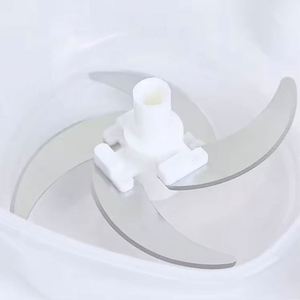 Nuevo Cortador de Verduras Multifuncional Cuadrado, Manual, de 3 Cuchillas, de Acero Inoxidable, Reutilizable, Sostenible, con Contenedor, Diseño Portátil, Fácil de Usar - Product Image 6