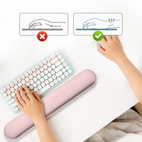 Tapis de souris de jeu rose avec clavier en mousse à mémoire de forme antidérapante pour le bureau ou la maison Produit en stock